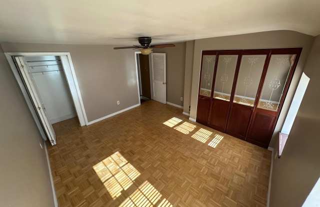 451 E WILDEY Street photos photos