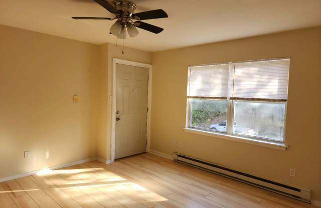 2526 Gravois Road - C Gallery 4