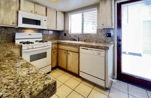 34001 Emily Way Gallery 2