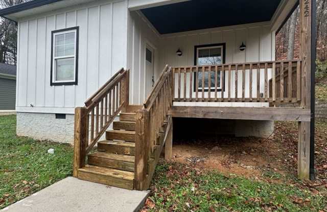 Newly Updated 3 Bedroom on Browns Ferry Road! photos photos