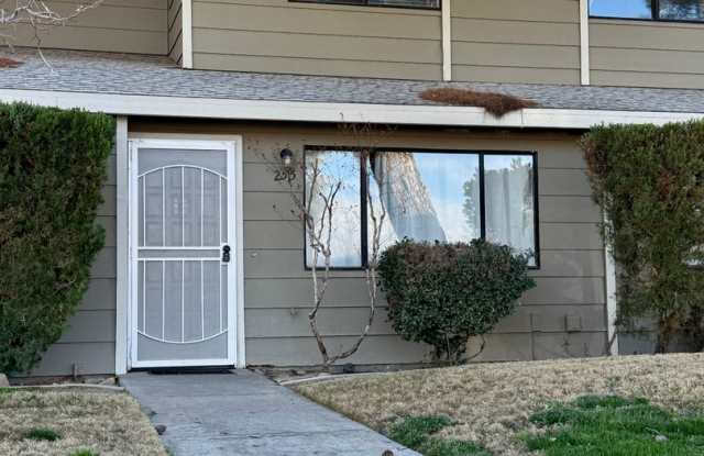 AVAILABLE NOW!! photos photos AVAILABLE NOW!! photos photos