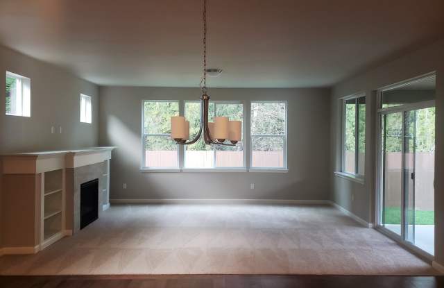 Stunning brand, Allergen Free, 4 Bedroom Home! Gallery 3