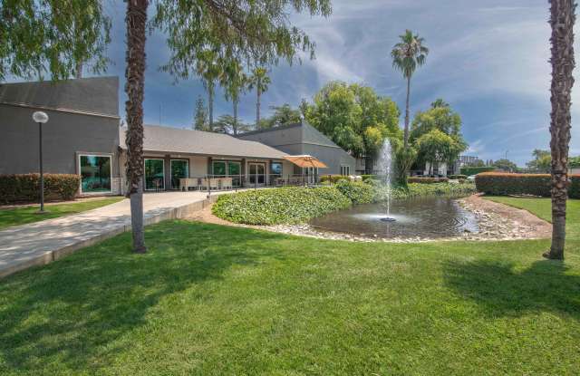 Rivercrest Apartments Gallery 3