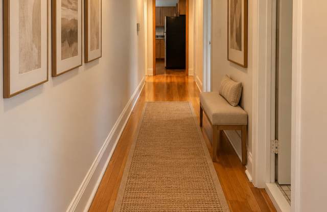 4601 Western Gallery 4
