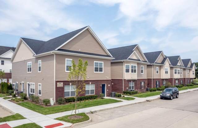 8302 TOWNE CENTER CIRCLE S - 8302 Towne Center Circle, Warren, MI 48093