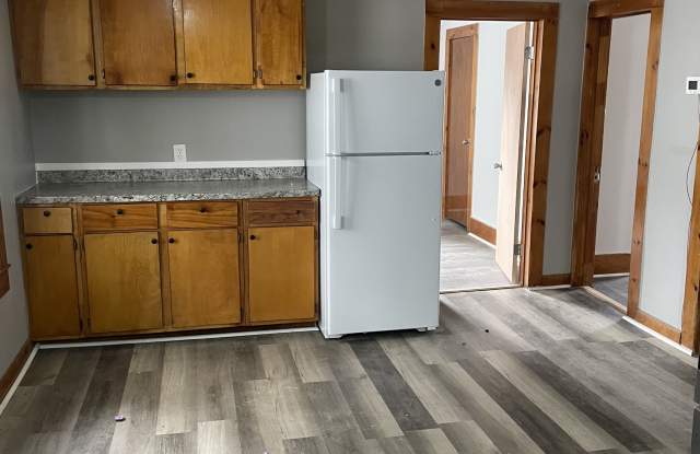 153 Charlton Street - 2 photos photos