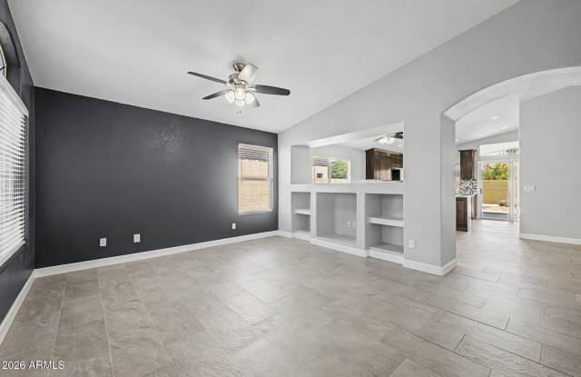 18619 N 40TH Place Gallery 3