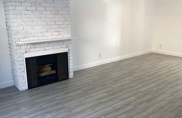7061-K Kester Ave. Gallery 2