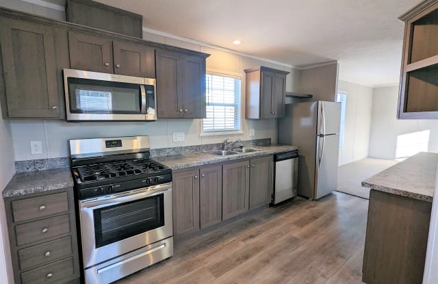 618 Maine - 618 Maine Street, Wayne County, MI 48111