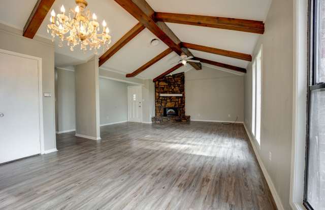 Freshly Renovated House! Gallery 3