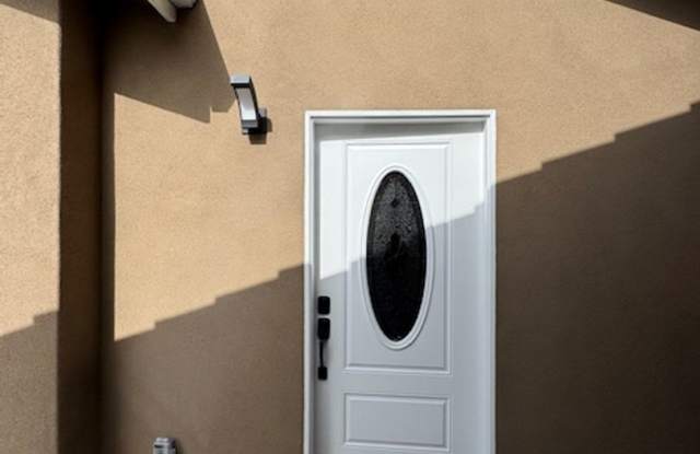 Beautiful Newly Built 2-Bedroom ADU photos photos