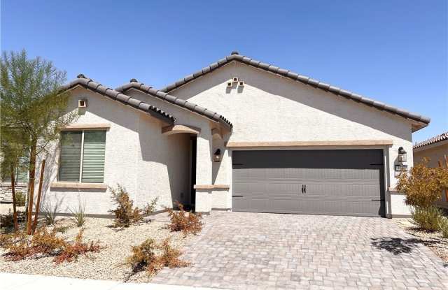 3232 Lahontan Street Gallery 1