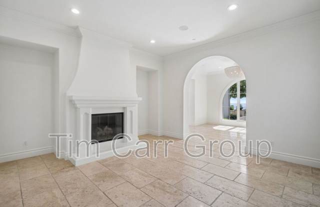 28 Cliffhouse Bluff Gallery 4