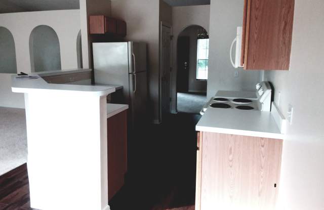 1967 Michigan Dr Gallery 3