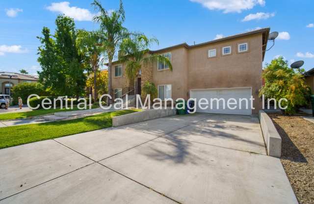 5 Bedroom/3 Bath Home Near Airport and Amazon Warehouse - $2850 Per Month! Gallery 4