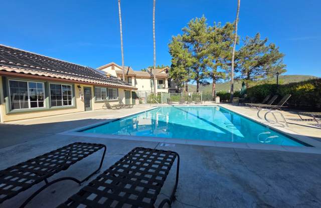 Sabre Springs Second-Floor Condo photos photos