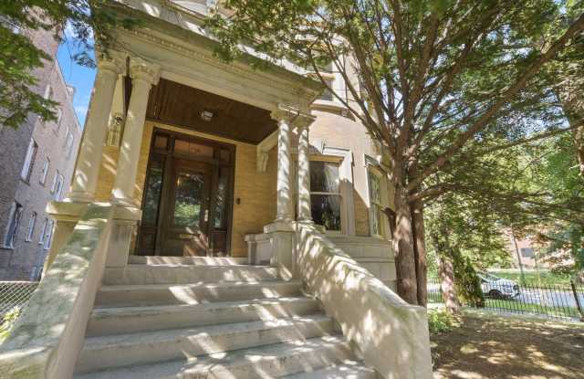 1036 W Garfield Boulevard photos photos 1036 W Garfield Boulevard photos photos