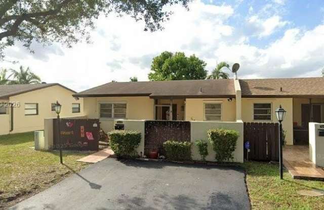 13772 Kendale Lakes Dr photos photos