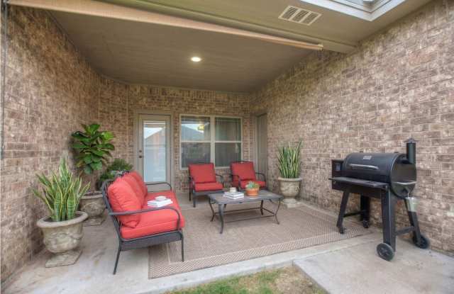 2517 School House Drive Gallery 3