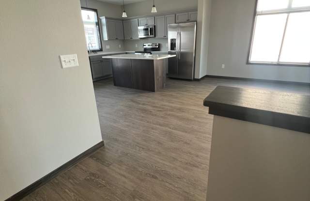 2140 Rolling Green Trail Gallery 2