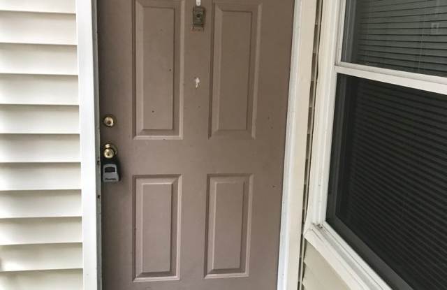 1511 Graduate Lane Gallery 4