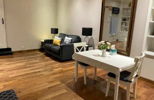 65 East 54th Street - 65 East 54th Street, New York City, NY 10022