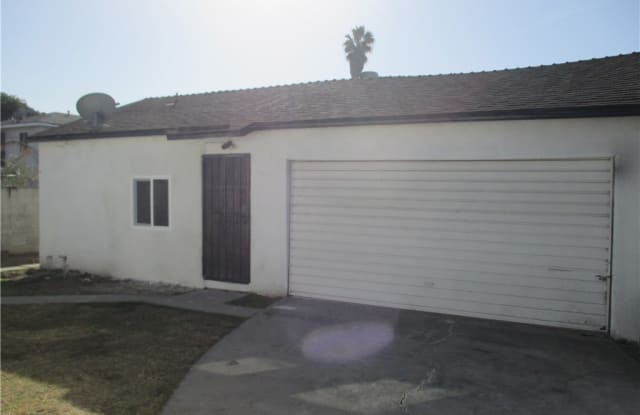 424 E Arbor Vitae Street - 424 East Arbor Vitae Street, Inglewood, CA 90301