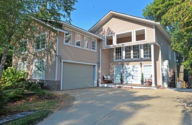 1317 Falmouth Rd - 1317 Falmouth Road, Chattanooga, TN 37405