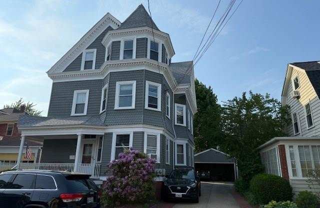 10 Adelphi Avenue photos photos