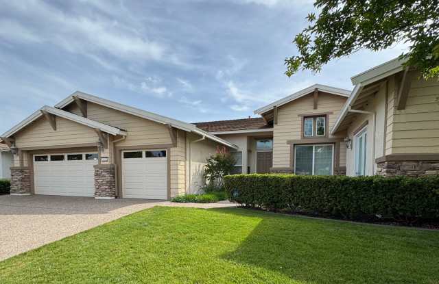 Sun City Lincoln Hills Active Adult Community Three Bedroom Three Car Garage SEE VIDEO photos photos