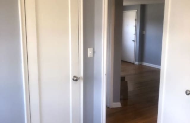 491 A boulevard Gallery 4