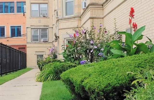 1668 W FARWELL Gallery 1