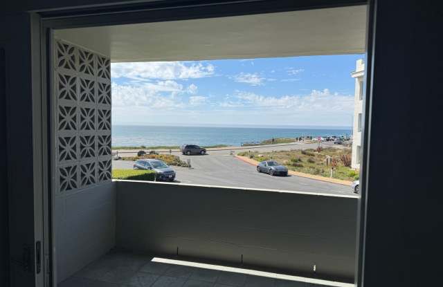 Updated Unfurnished 1 Bedroom/1 Bath Ocean View Condo photos photos