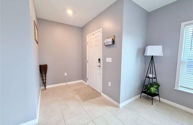 2531 DRIFTWOOD Street Gallery 4
