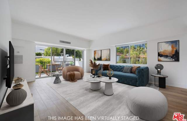 1155 N La Cienega Blvd photos photos