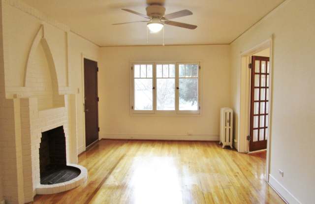 Charming One Bedroom with French Doors - 715 East 10th Avenue, Denver, CO 80203