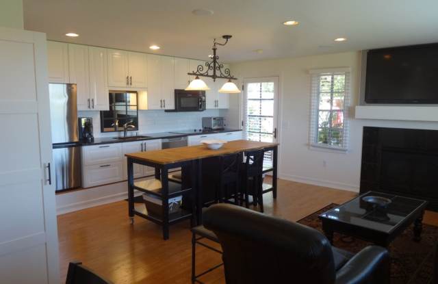 3221 Russell St. Apartment #1 Gallery 4