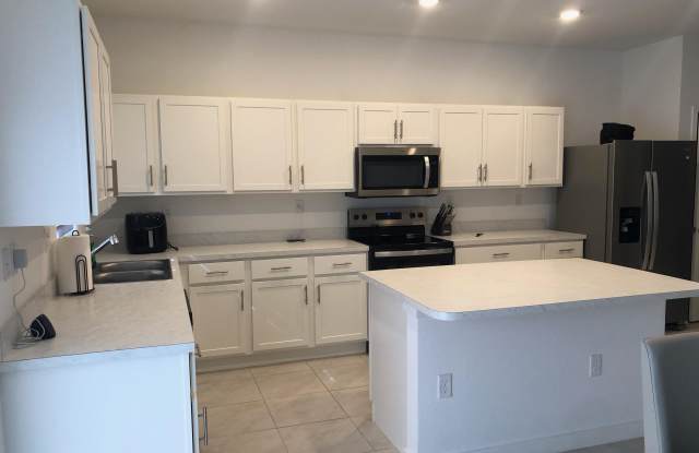 939 NW 3rd Terrace photos photos