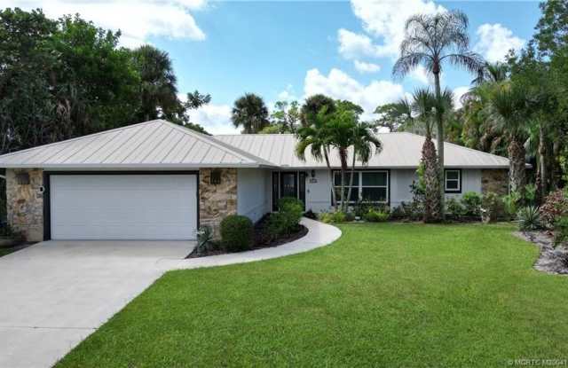 323 SW Ridge Lane photos photos