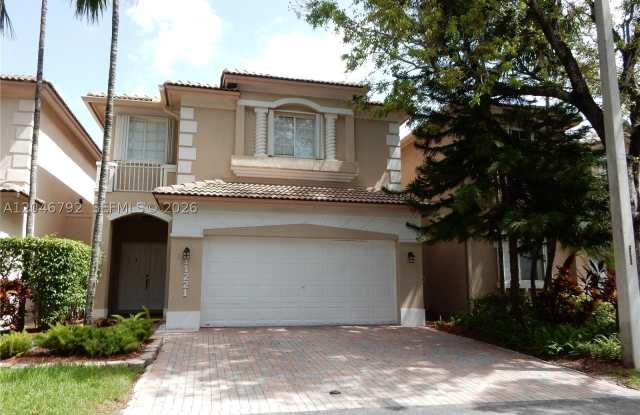 11221 NW 73rd St photos photos