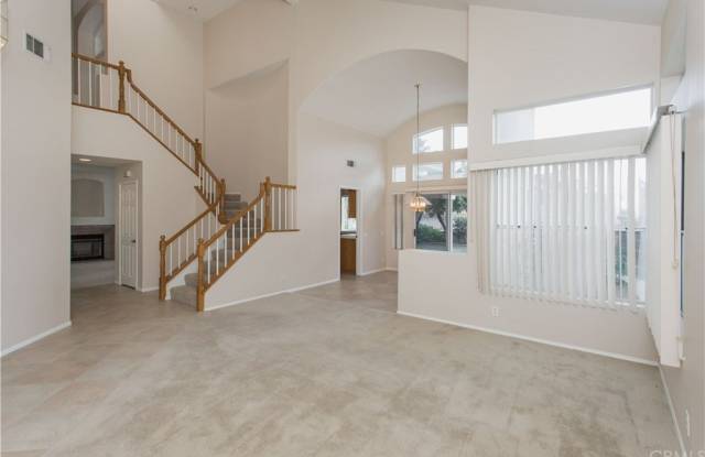 28450 Evening Breeze Drive Gallery 3