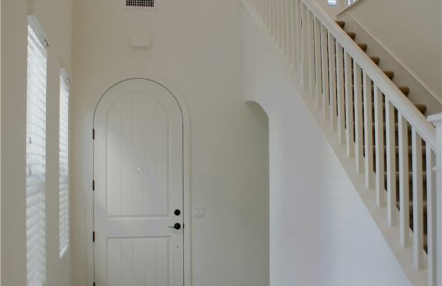 3451 Villa Drive Gallery 3