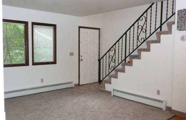 South Anchorage Great Two Story 2bed with W/D photos photos