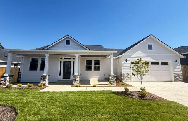 Beautiful New 3 Bed, 2 Bath Home in Northeast Medford photos photos