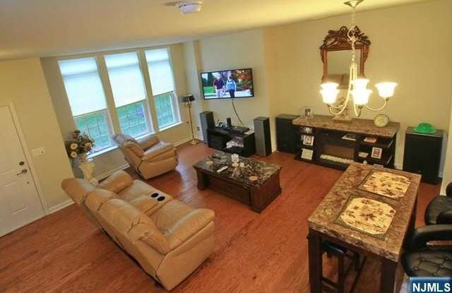 22 Clover Lane photos photos