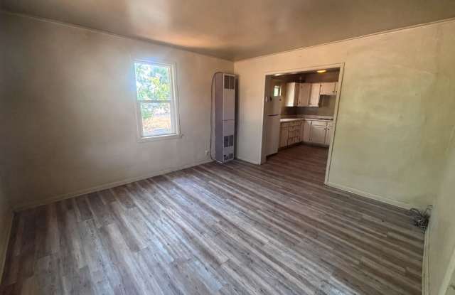 1104 4th St. Unit A Gallery 3