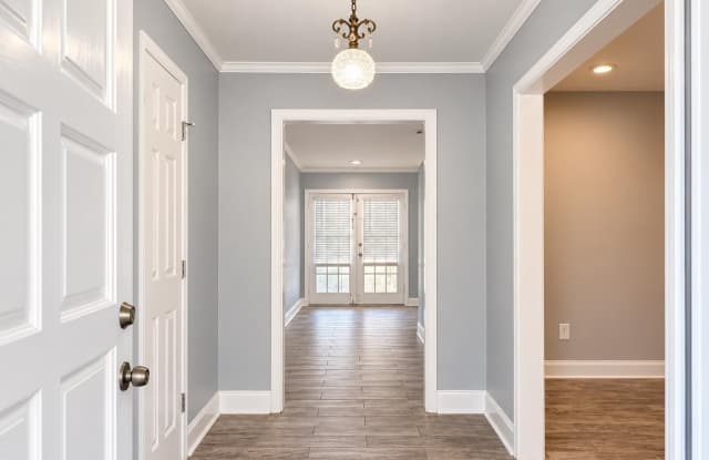 11008 Major Oak Dr Gallery 3