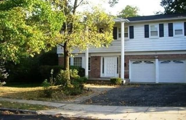 23 Wheatley Ave - 23 Wheatley Avenue, Searingtown, NY 11507