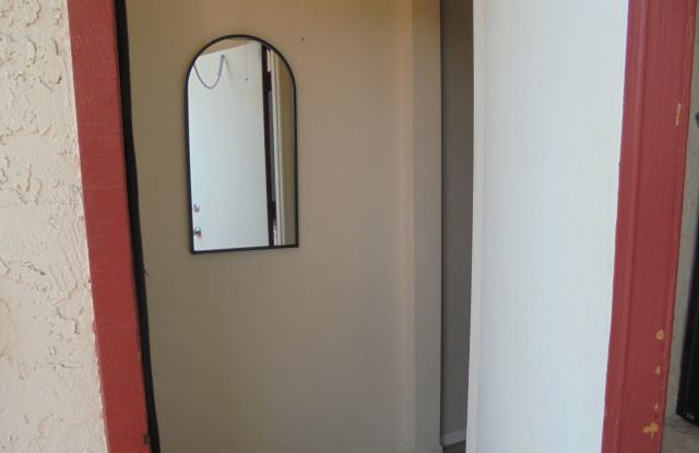 633 W. Southern Ave. Gallery 4