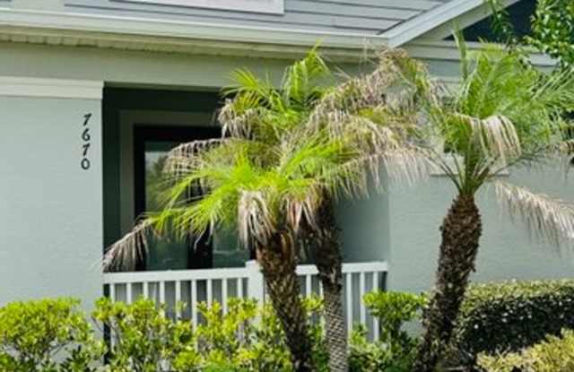 7670_BOWERY_DRIVE photos photos